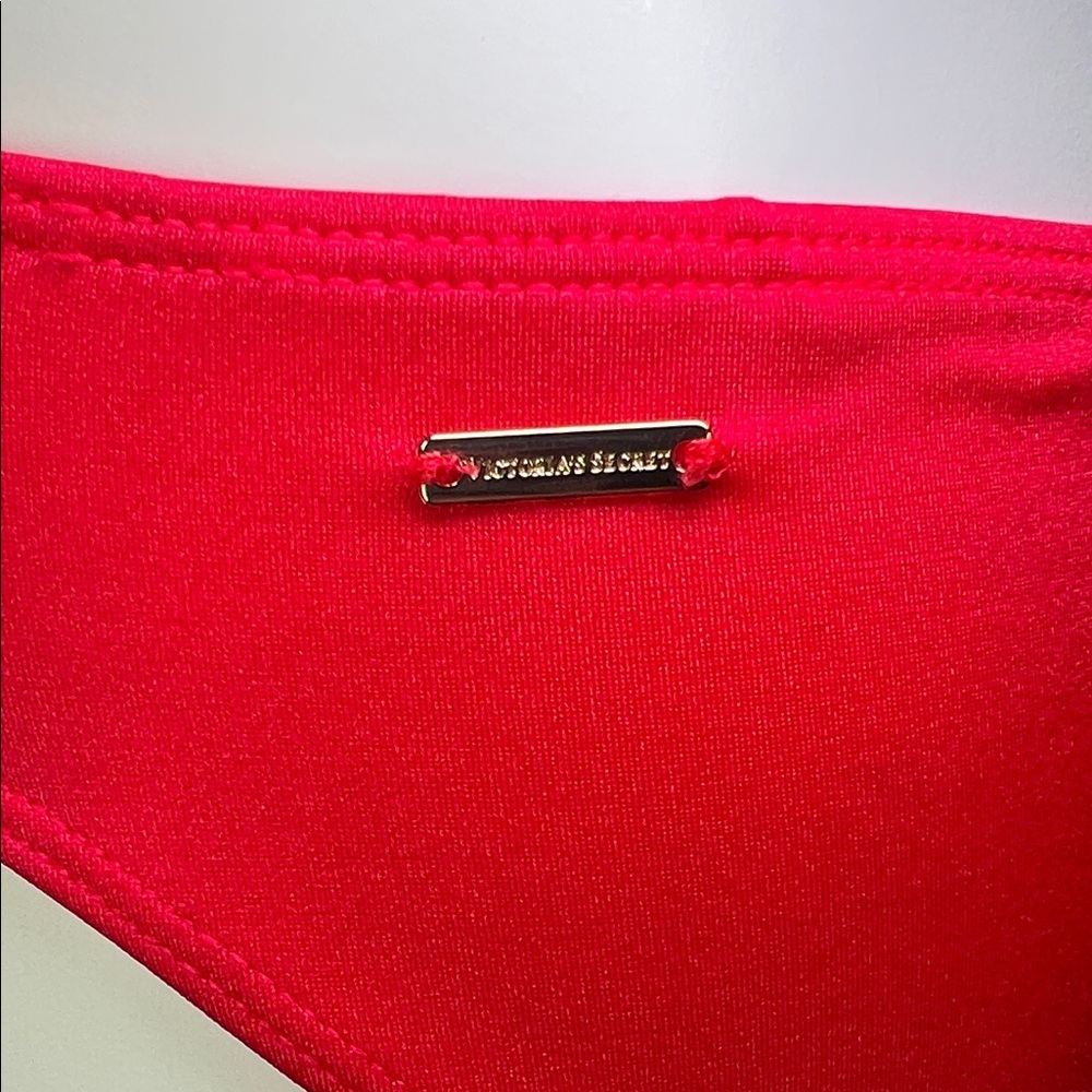 Victoria's Secret Hot Pink The Push-up Beach Bandeau and Knockout Bikini 34C / M - Picture 6 of 13